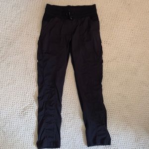 Lululemon Ankle Pants ⭐️ perfect condition ⭐️